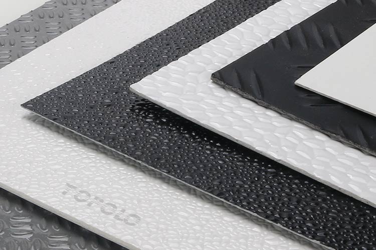 Plastique renforcé de fibre de verre